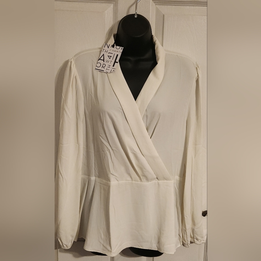 41 Hawthorne Elegant Cream Wrap Blouse large NWT